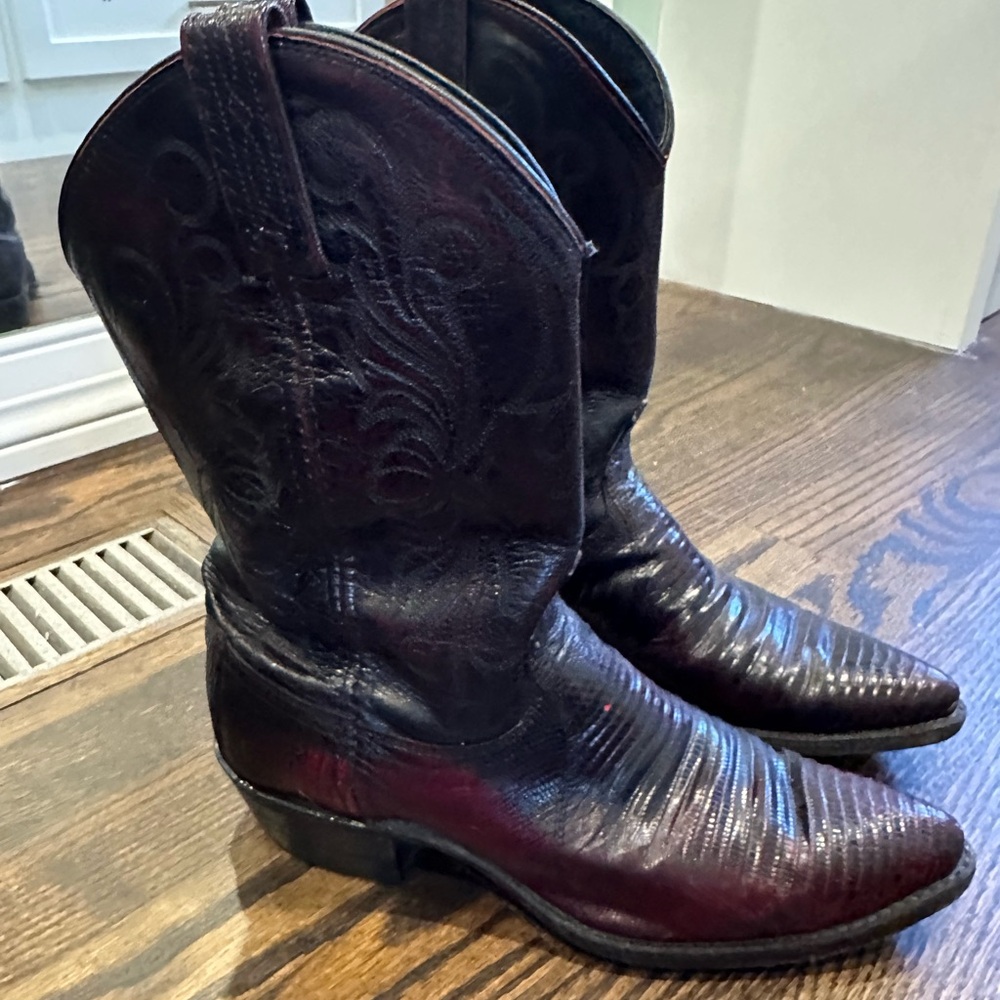 Source Unknown Dark Brown Cowboy Boots